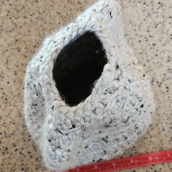 Hand Knit Yarn Crochet Winter Hat with Ponytail Hole - Picture 5 of 8